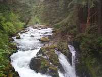  39_the_huge_waterfall.jpg 