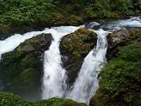  44_double_waterfalll.jpg 