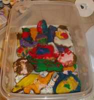  62-cookie-tupperware.jpg 