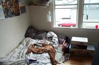 03-bed.jpg 