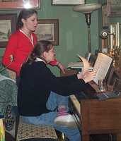 15-piano.jpg 