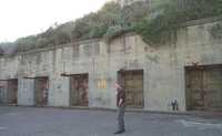  27-kevin-at-hell's-loading-dock.jpg 